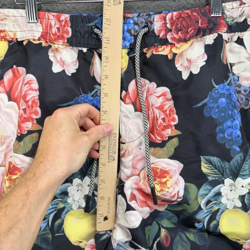 Forever 21 Men Floral Fruit Print Swim Trunks Black Large NWT 11932-001